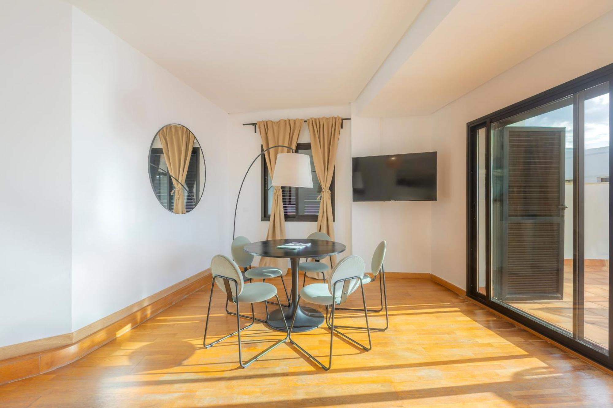 Apartamentos Moon Dreams Puerto إل بويرتو دي سانتا ماريا المظهر الخارجي الصورة