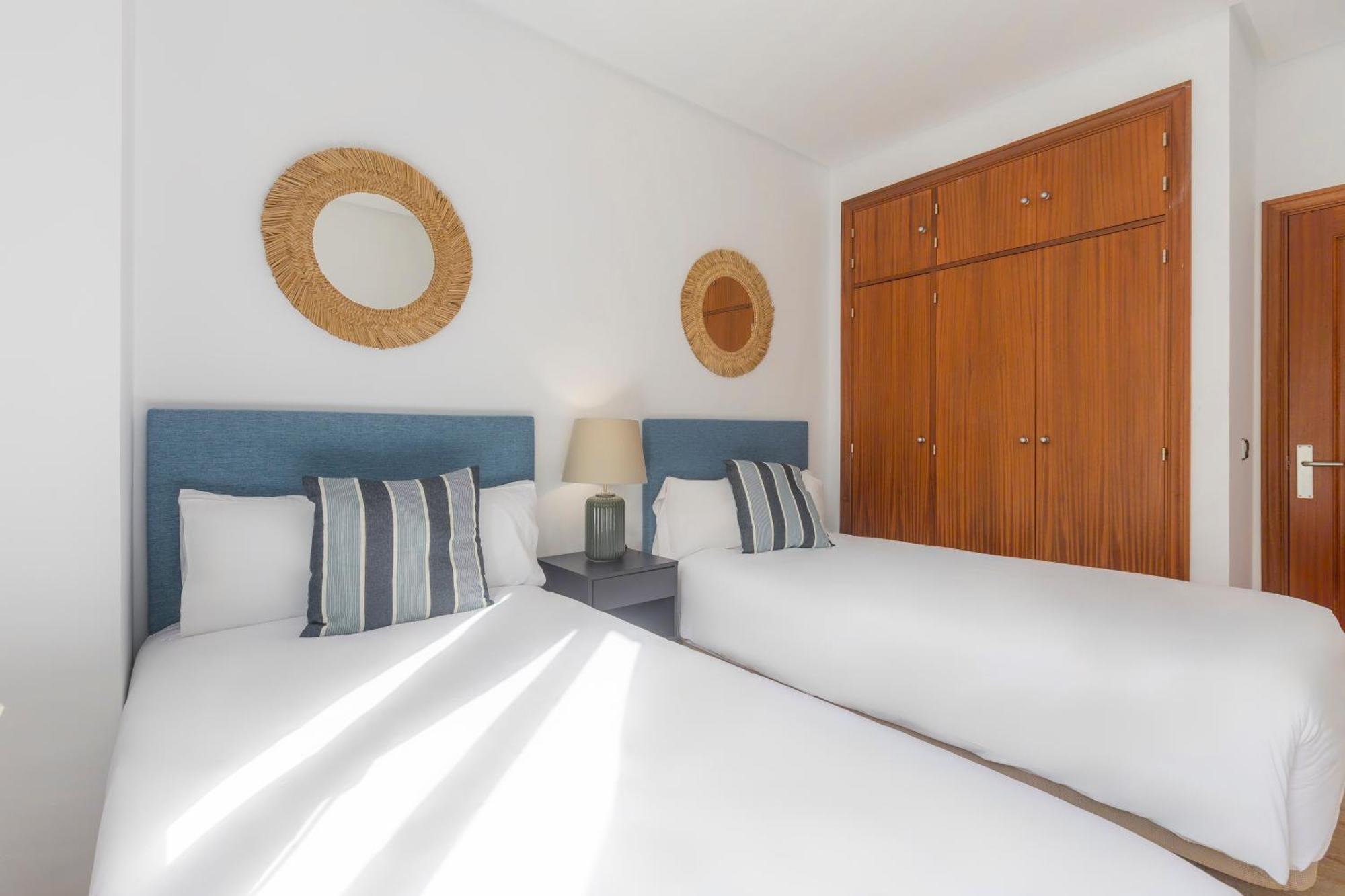 Apartamentos Moon Dreams Puerto إل بويرتو دي سانتا ماريا المظهر الخارجي الصورة