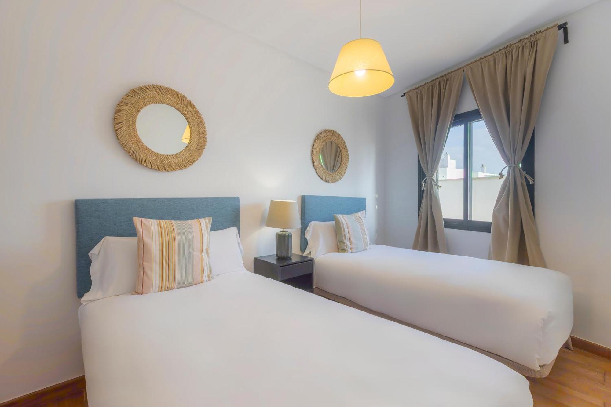 Apartamentos Moon Dreams Puerto إل بويرتو دي سانتا ماريا المظهر الخارجي الصورة